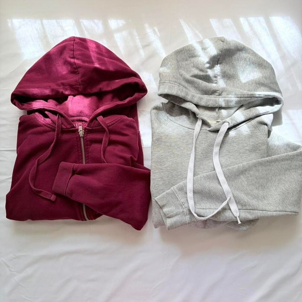 bundle of 2 - time and tru / forever 21 | xs/s — burgundy and grey sweatshirts